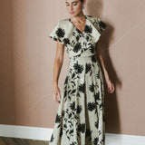 TOP GILDA VOLANTE FLOR NEGRA