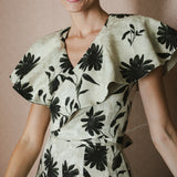 TOP GILDA VOLANTE FLOR NEGRA